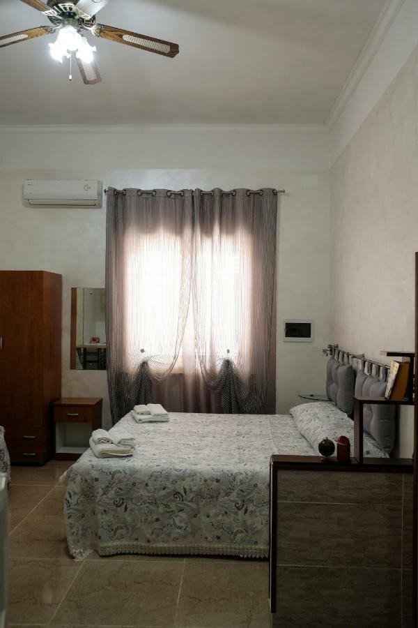 Bed & Breakfast Delle Palme Trapani Luaran gambar